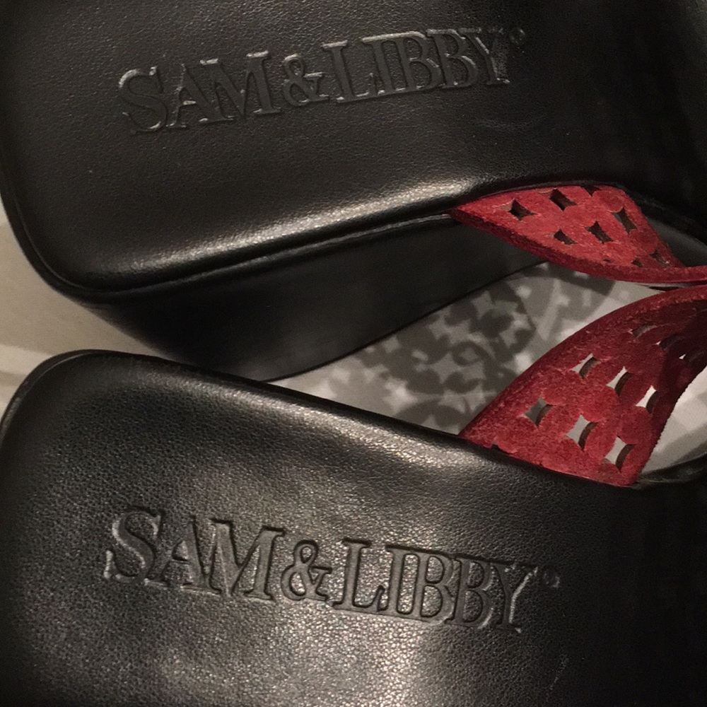 SAM & LIBBY Sandals - Picture 4 of 6